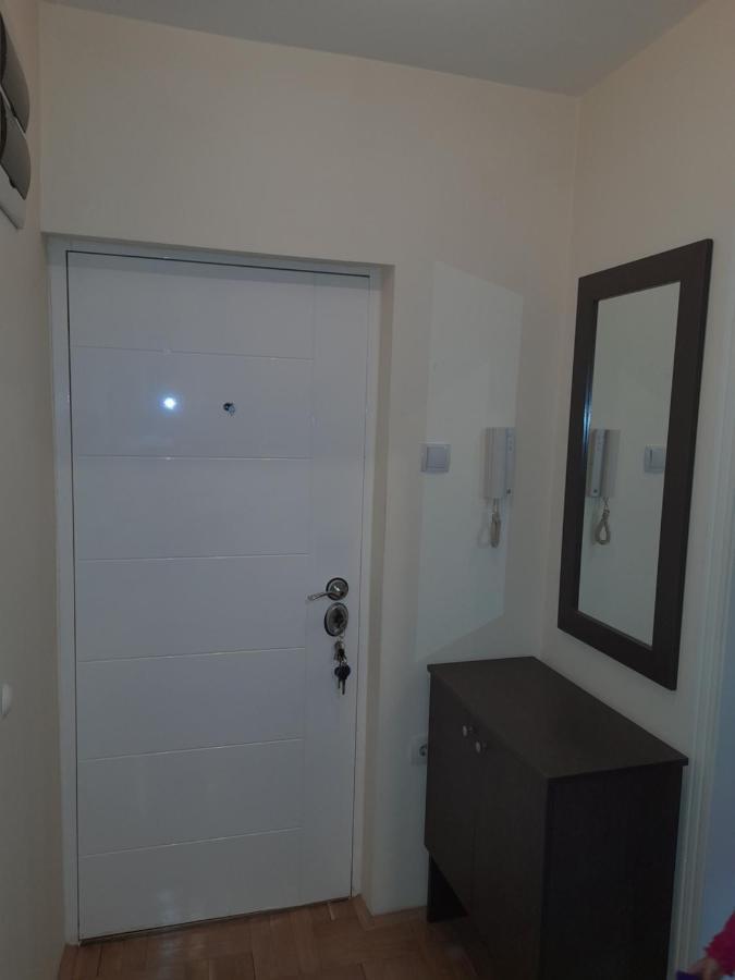 For You Apartman Ni Eksteriør bilde