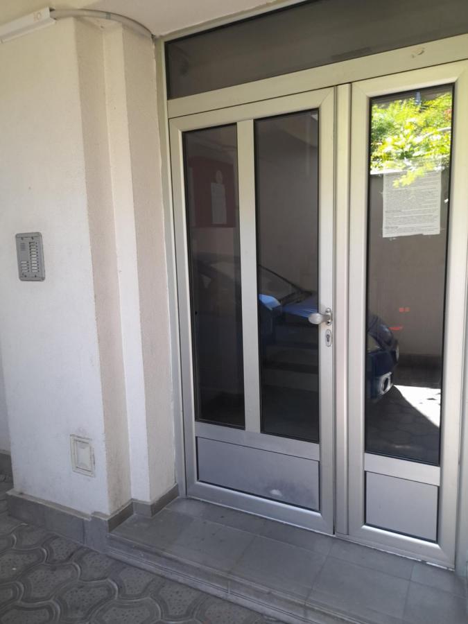 For You Apartman Ni Eksteriør bilde